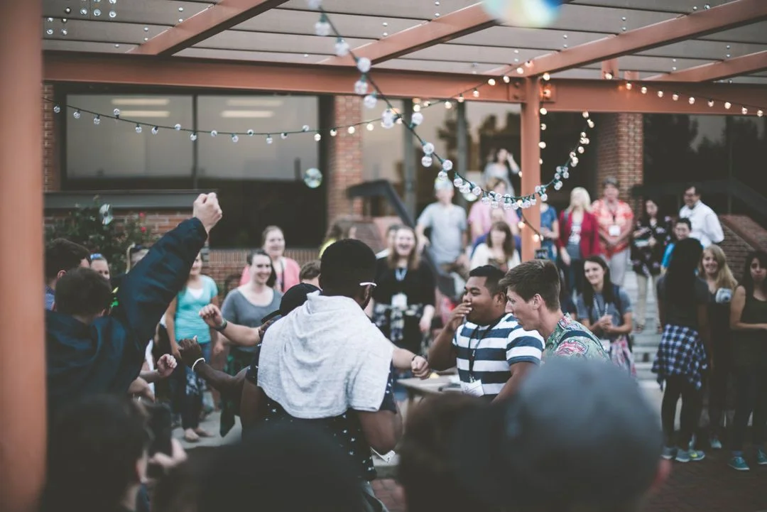 Retreat icebreaker is a fun way to start